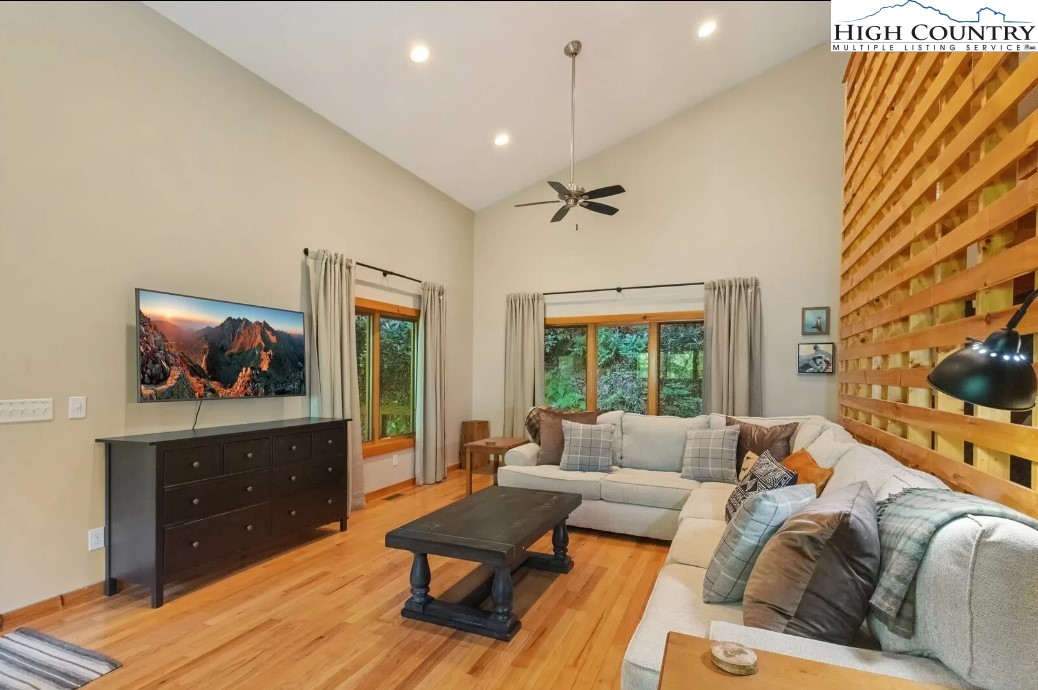 441 Laurel Fork Road Vilas, NC 28692 - Photo 6 of 35 Gallery Image 6
