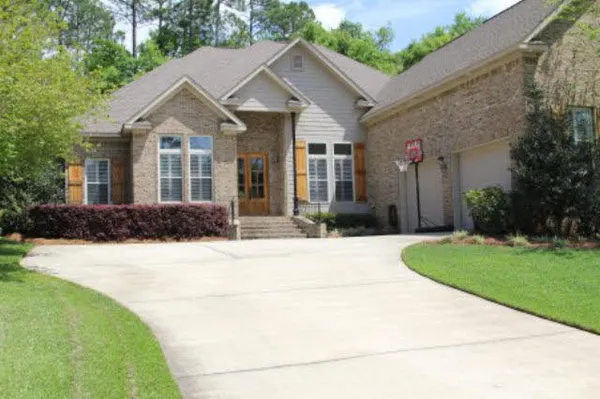 $2,300 | 139 Sandy Shoal Loop, Fairhope, AL 36532