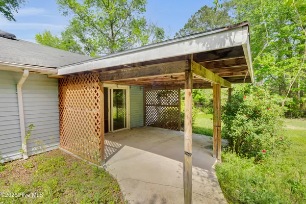 $1,800 | 104 East Larriat Lane, Havelock, NC 28532