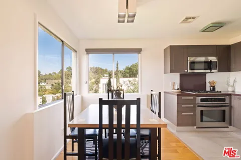 $999,000 | 950 Montecito Drive, Los Angeles, CA 90031