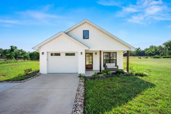 $339,900 | 129 Ned Brown Road, Amherst, VA 24521