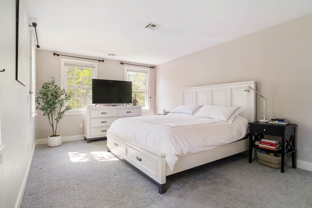 12 Pine Ridge Road Wellesley, MA 02481 - Photo 23 of 36