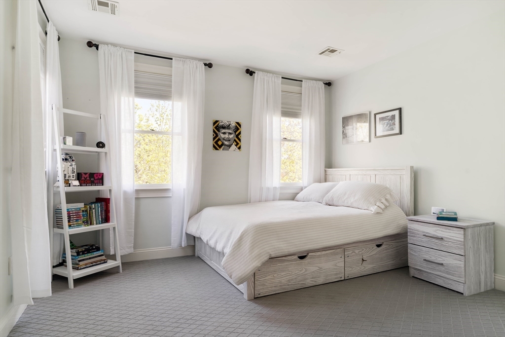 12 Pine Ridge Road Wellesley, MA 02481 - Photo 25 of 36