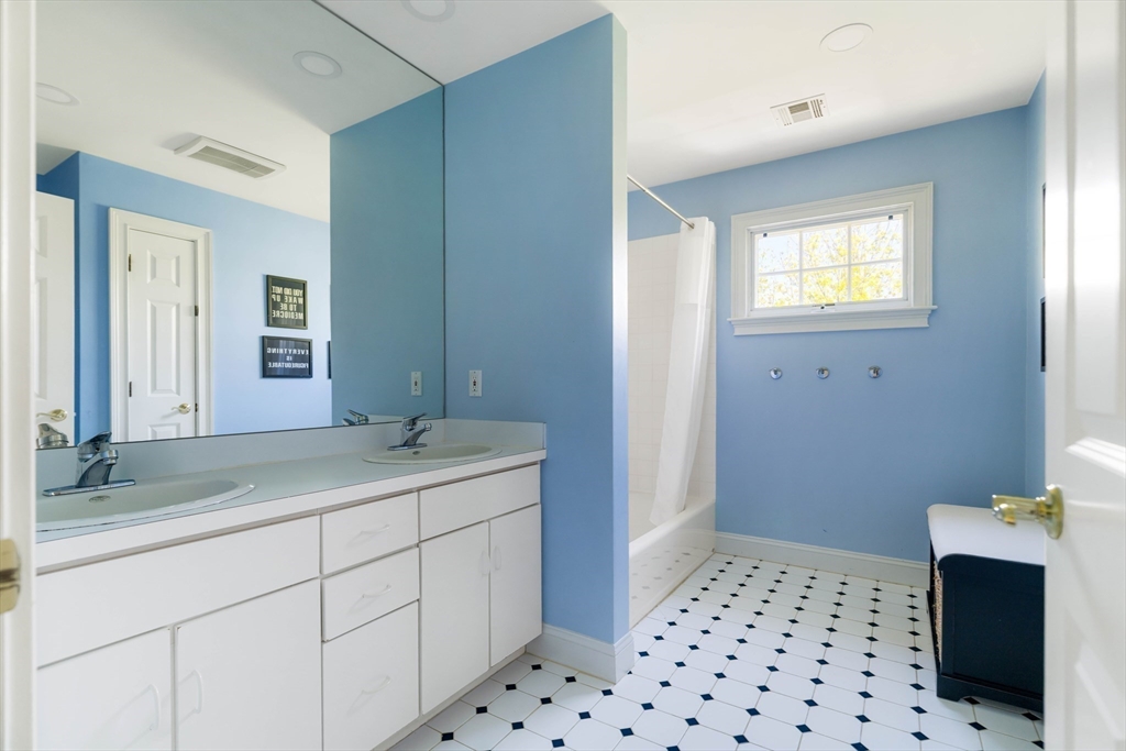 12 Pine Ridge Road Wellesley, MA 02481 - Photo 27 of 36