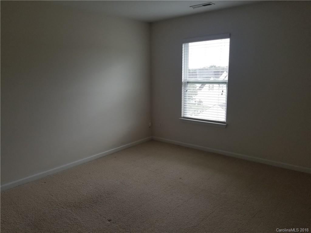 2322 Cilantro Way Charlotte, NC 28214 - Photo 2 of 20
