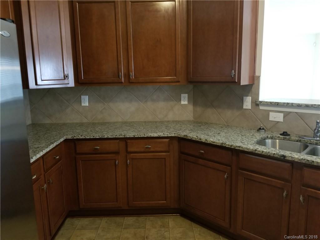 2322 Cilantro Way Charlotte, NC 28214 - Photo 11 of 20