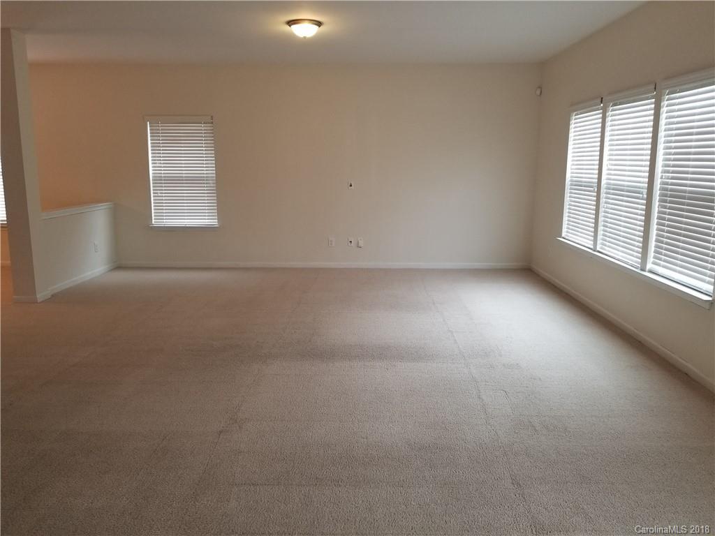 2322 Cilantro Way Charlotte, NC 28214 - Photo 4 of 20