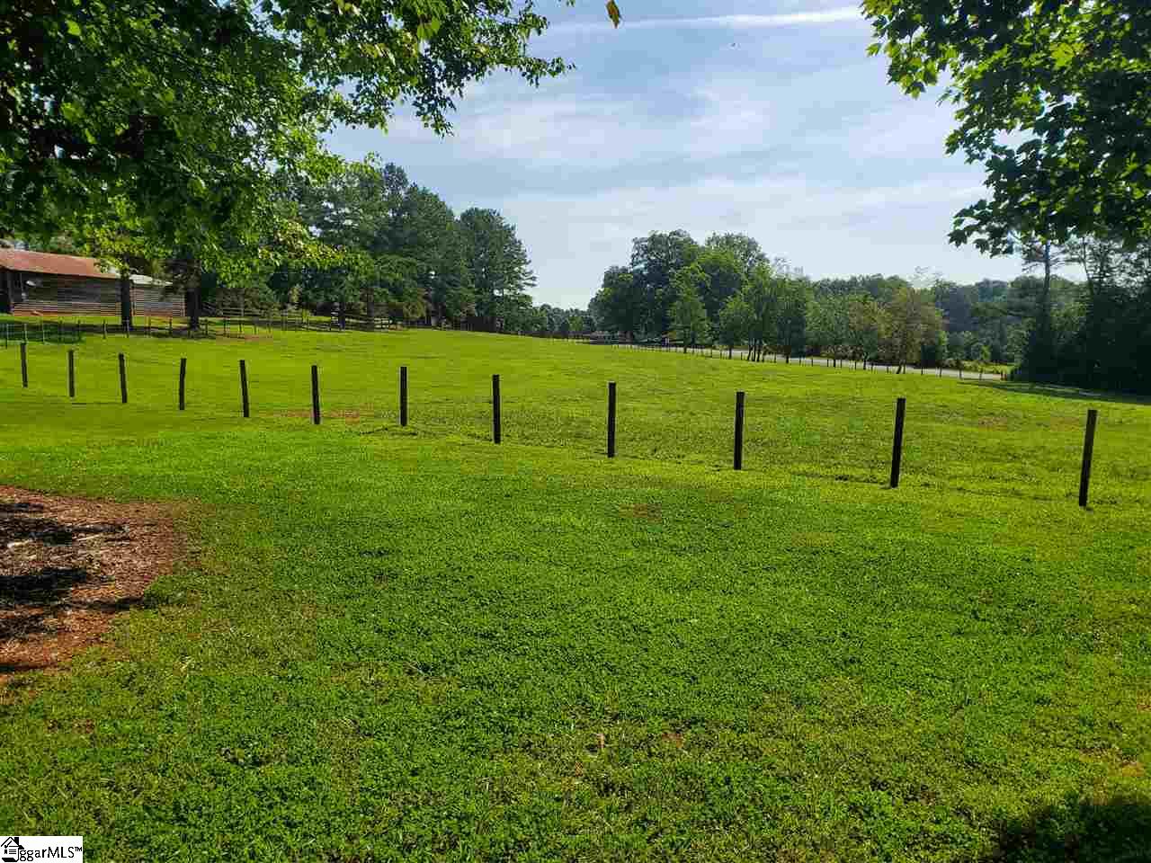 150 Ledbetter Road Travelers Rest, SC 29690 - Photo 4 of 28