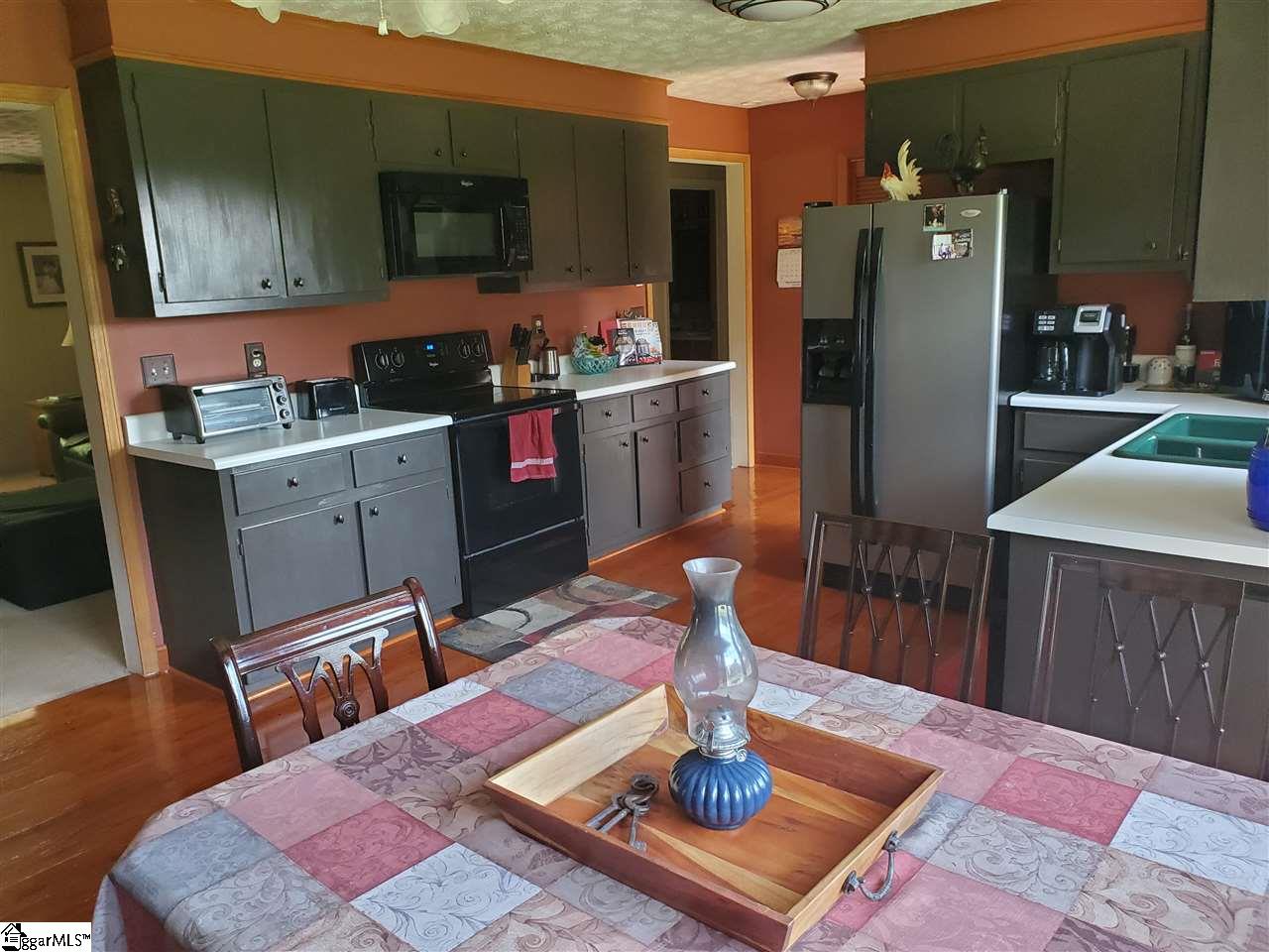 150 Ledbetter Road Travelers Rest, SC 29690 - Photo 6 of 28