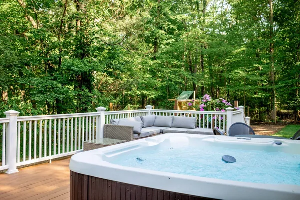 $799,000 | 6010 Migiel Lane, Sawyer, MI 49125