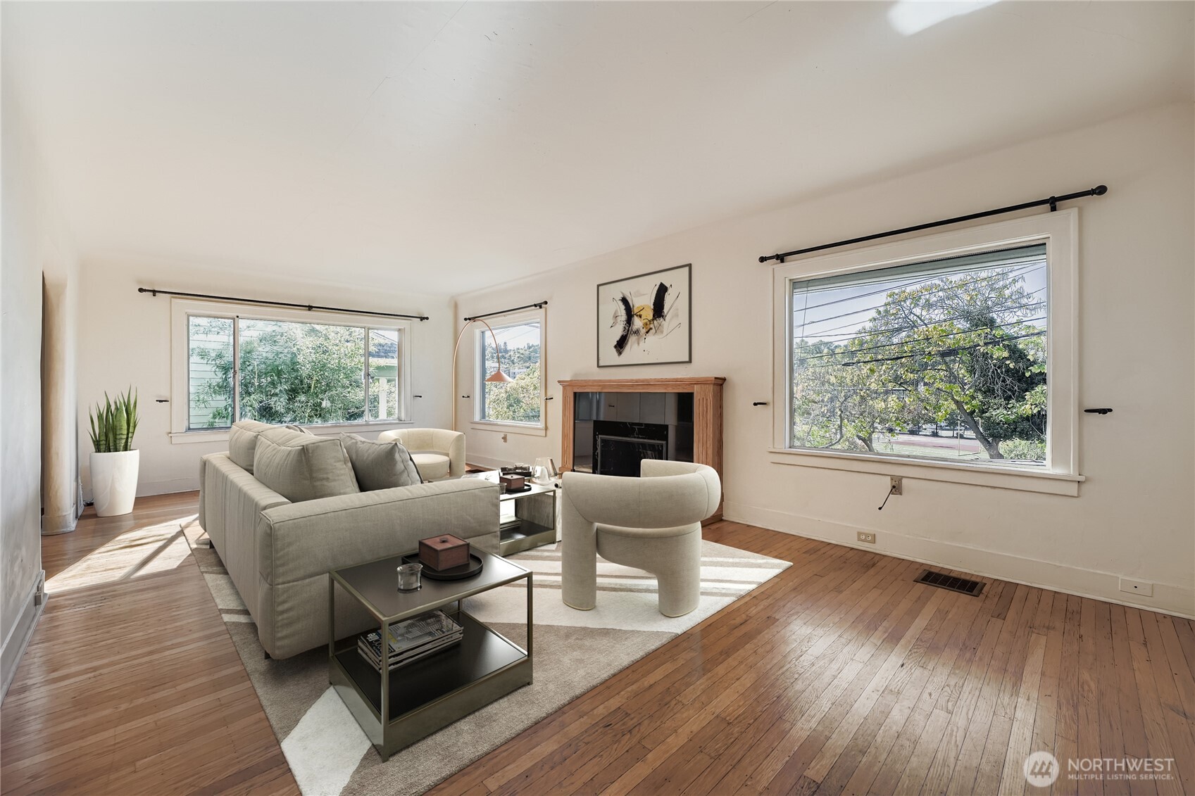 2834 30th Avenue South Seattle, WA 98144 - Photo 3 of 21