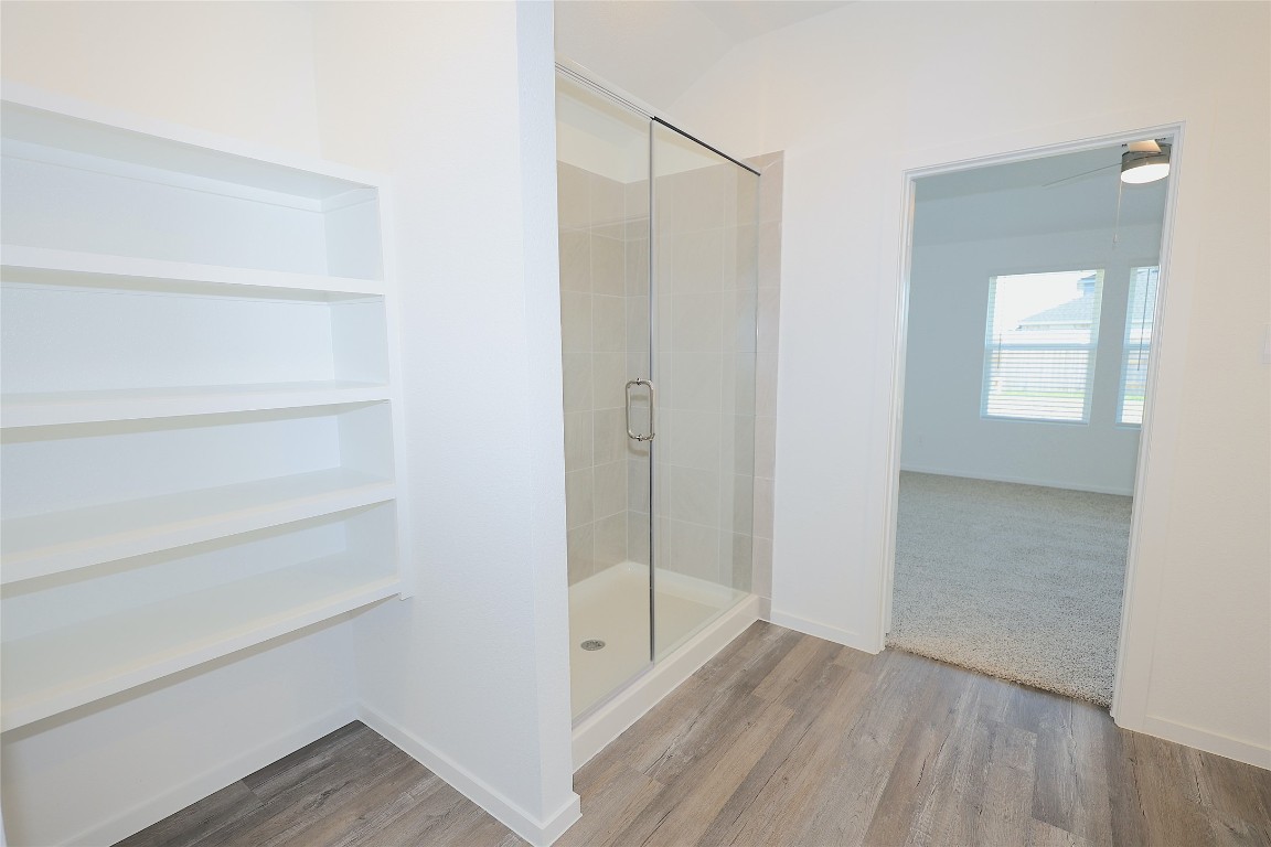 27727 Oasis Rdg Drive Katy, TX 77493 - Photo 11 of 21 Primary bathroom