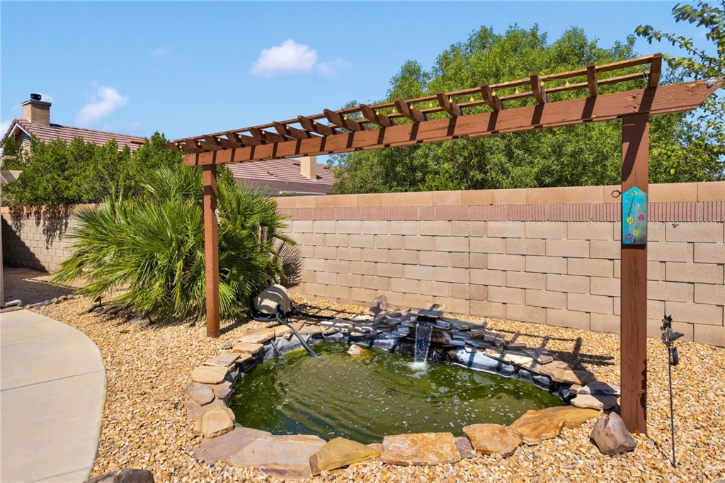 12971 Lompoc Road Apple Valley, CA 92308 - Photo 39 of 44