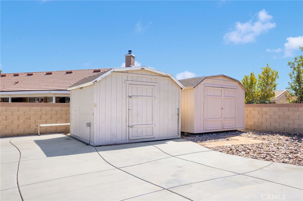 12971 Lompoc Road Apple Valley, CA 92308 - Photo 42 of 44