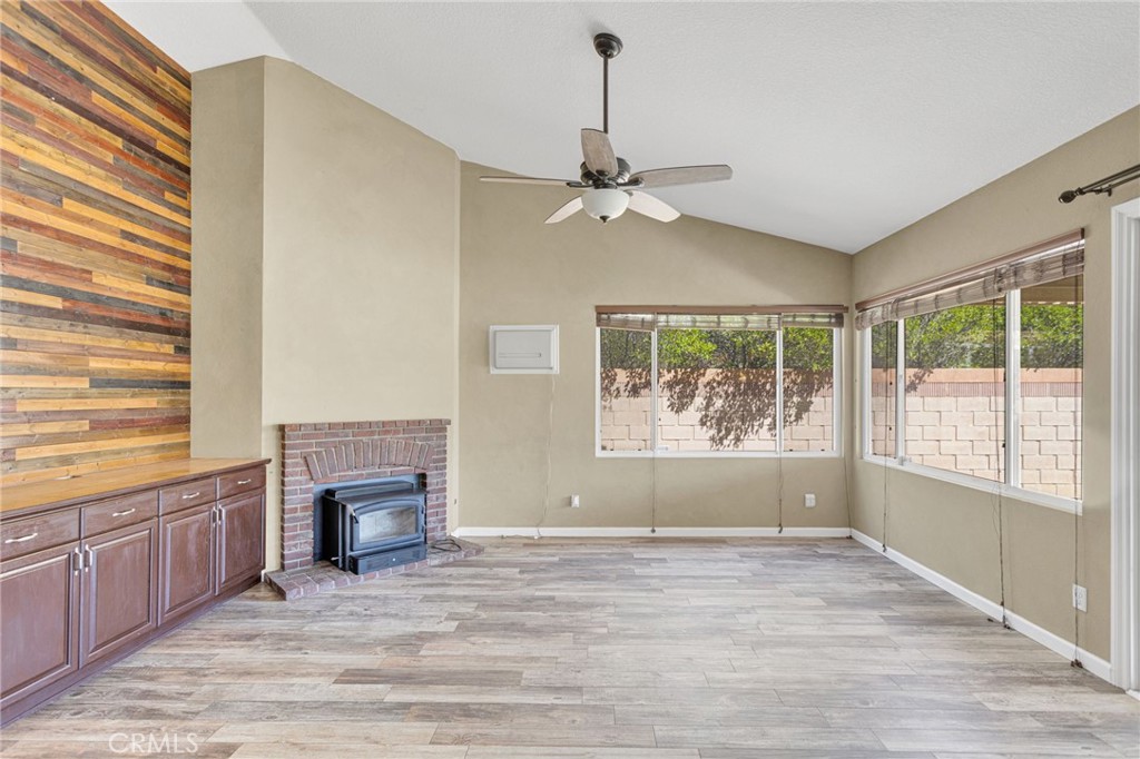 12971 Lompoc Road Apple Valley, CA 92308 - Photo 7 of 44