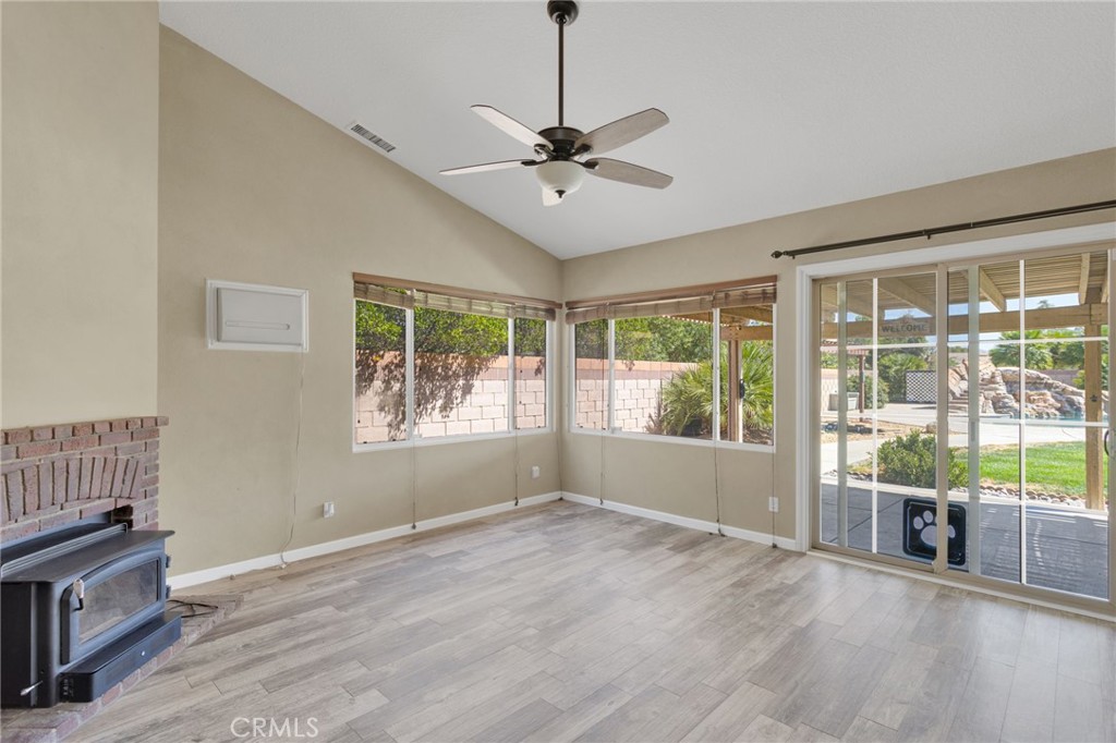 12971 Lompoc Road Apple Valley, CA 92308 - Photo 9 of 44