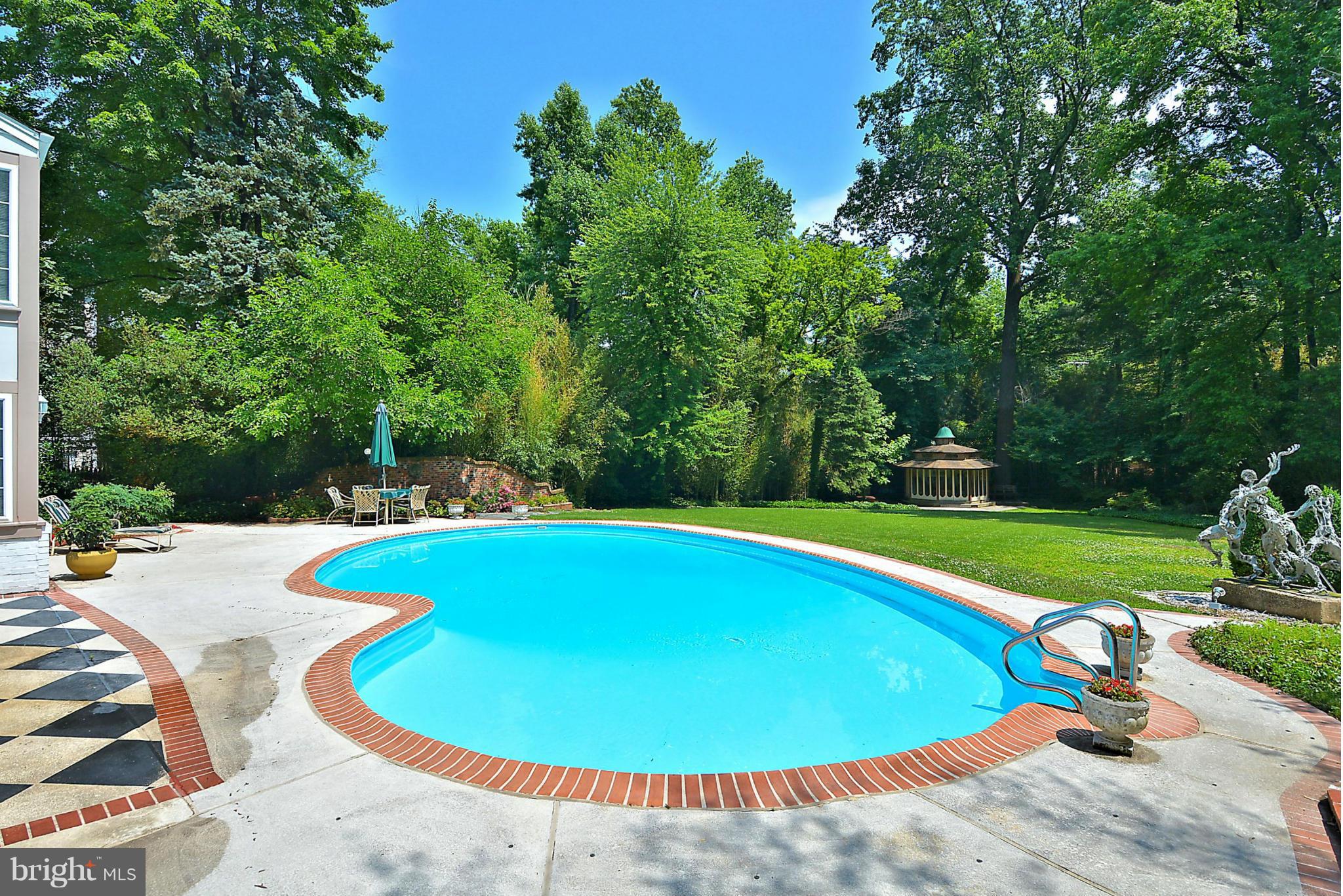 1913 Windsor Road Alexandria, VA 22307 - Photo 21 of 30 Jump in, the water is fine!