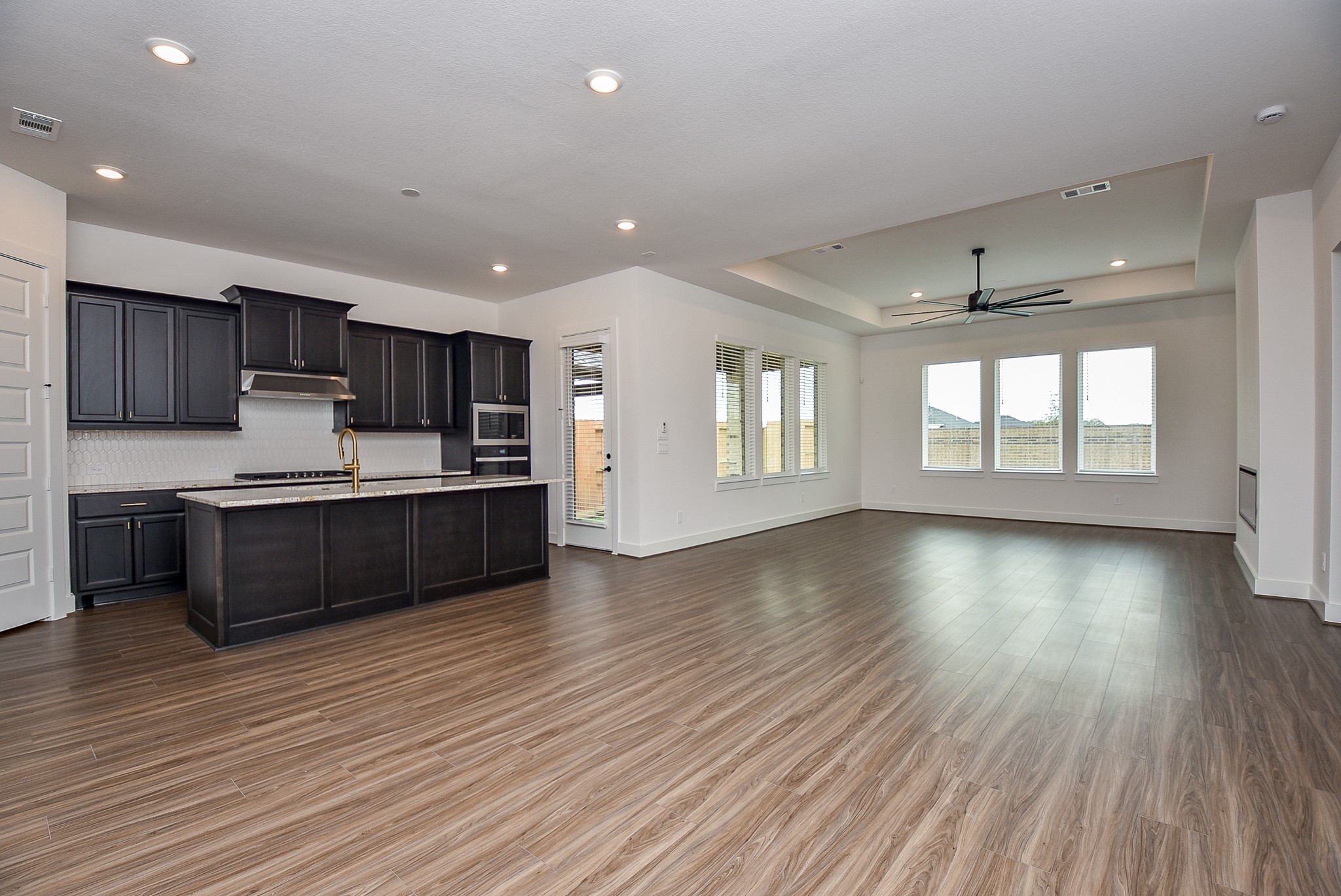 7622 Ridgeside Drive Fulshear, TX 77441 - Photo 7 of 32