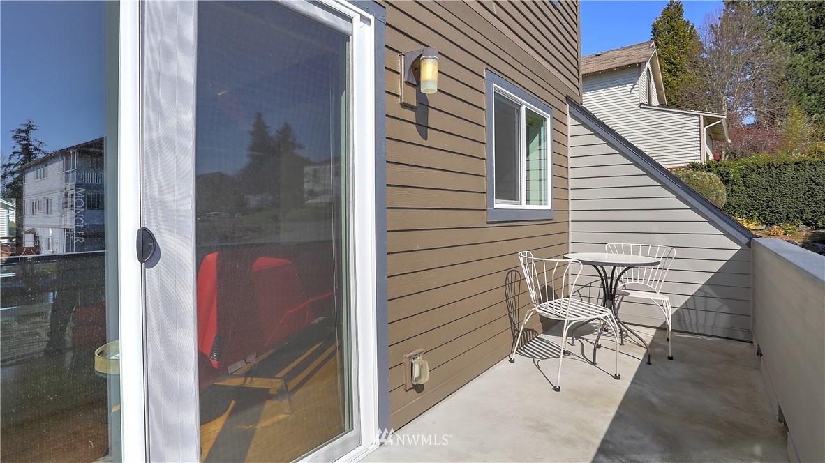 215 Powell Avenue Southwest Renton, WA 98057 - Photo 32 of 37
