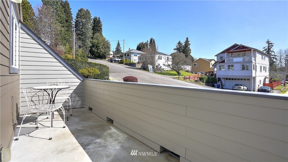 215 Powell Avenue Southwest Renton, WA 98057 - Photo 33 of 37