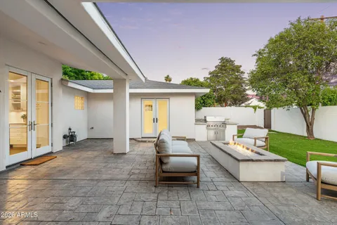 $1,998,900 | 5201 East Weldon Avenue, Phoenix, AZ 85018