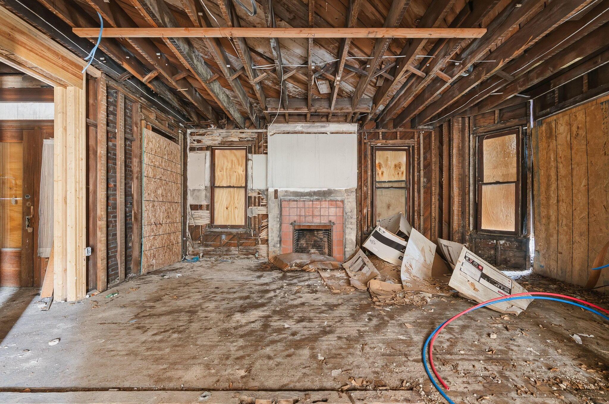 1703 Bryden Road Columbus, OH 43205 - Photo 6 of 63 first floor