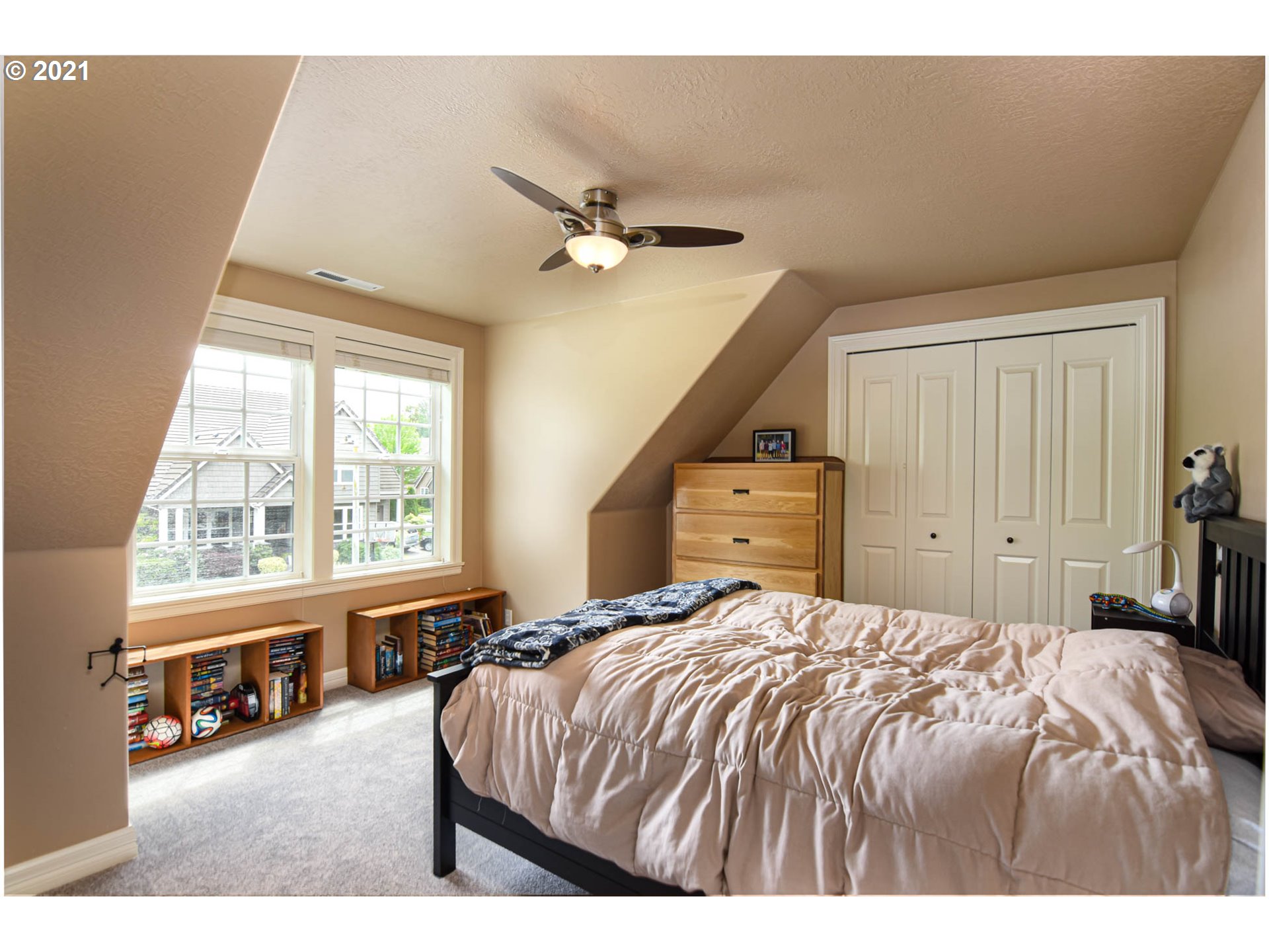 1127 Cedar Ridge Drive Eugene, OR 97401 - Photo 21 of 32 Gallery Image 21