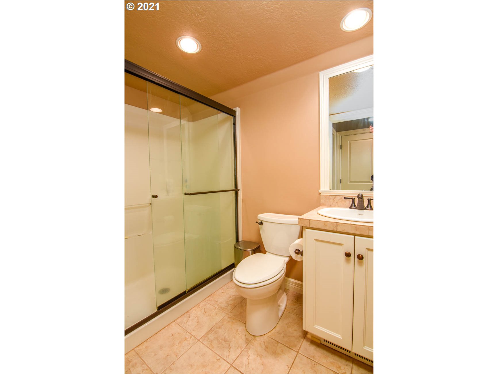 1127 Cedar Ridge Drive Eugene, OR 97401 - Photo 23 of 32 Gallery Image 23