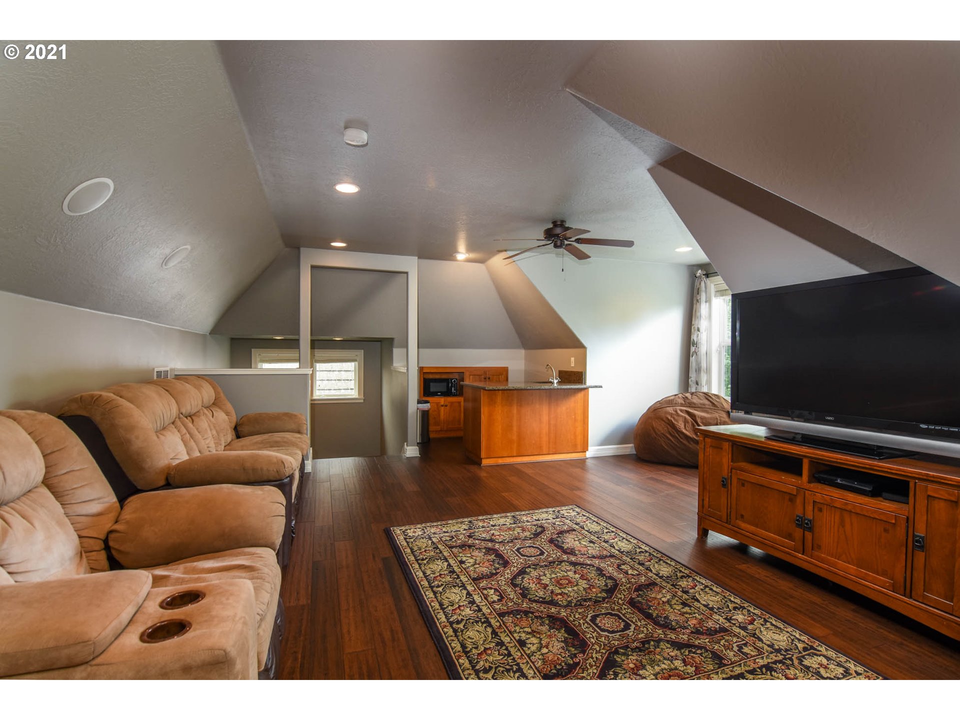 1127 Cedar Ridge Drive Eugene, OR 97401 - Photo 27 of 32 Gallery Image 27