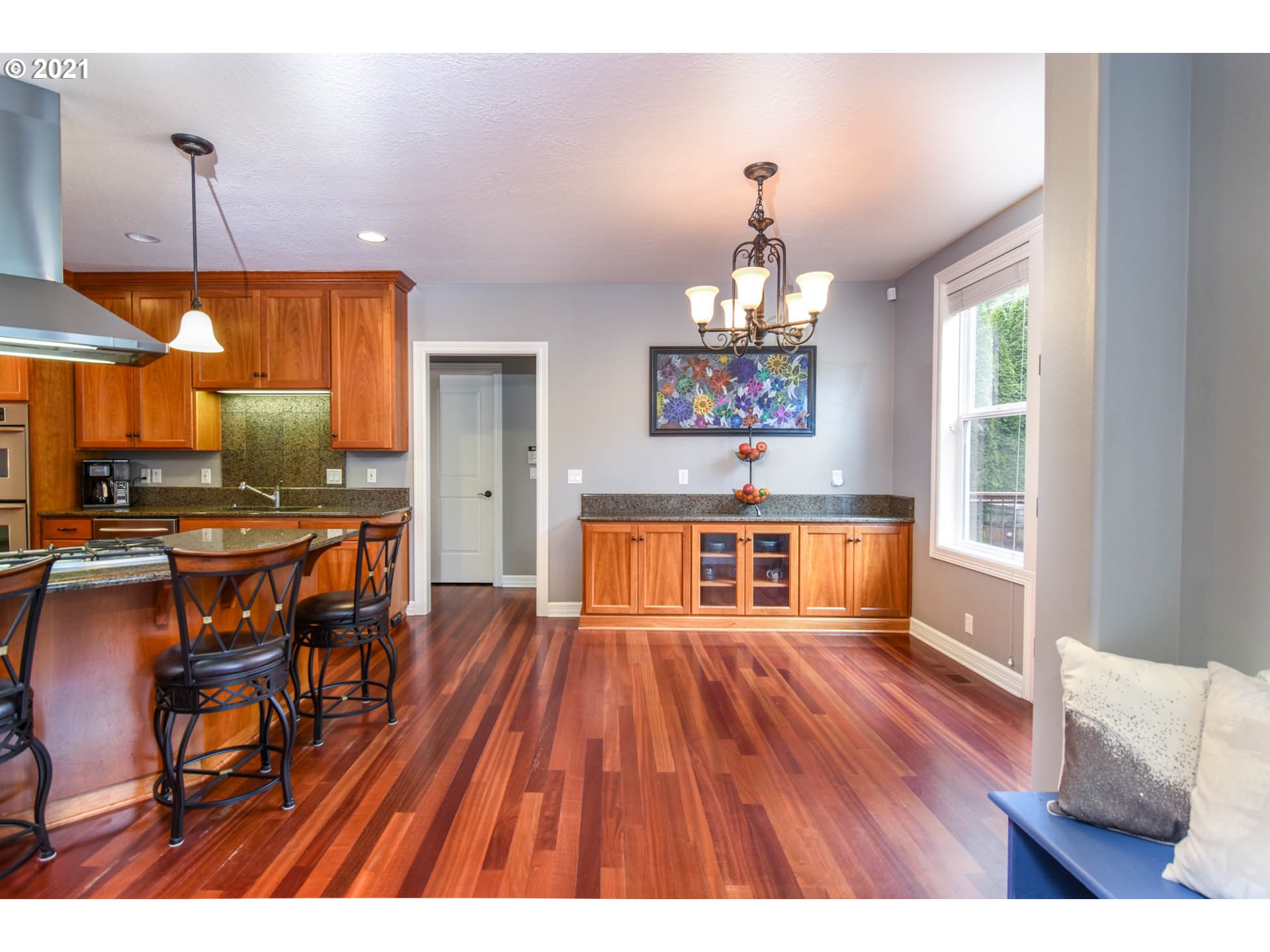 1127 Cedar Ridge Drive Eugene, OR 97401 - Photo 7 of 32 Gallery Image 7