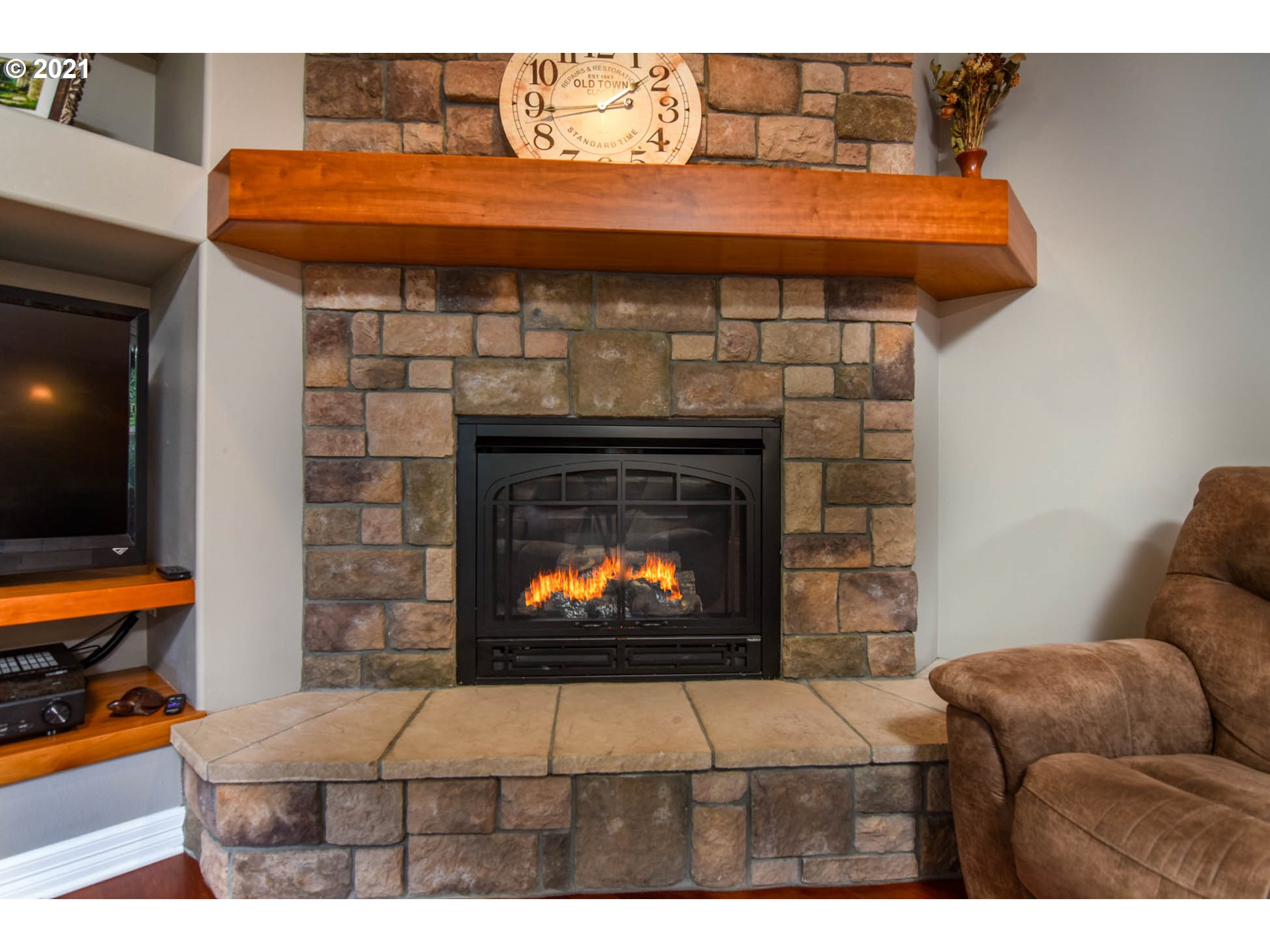 1127 Cedar Ridge Drive Eugene, OR 97401 - Photo 8 of 32 Gallery Image 8