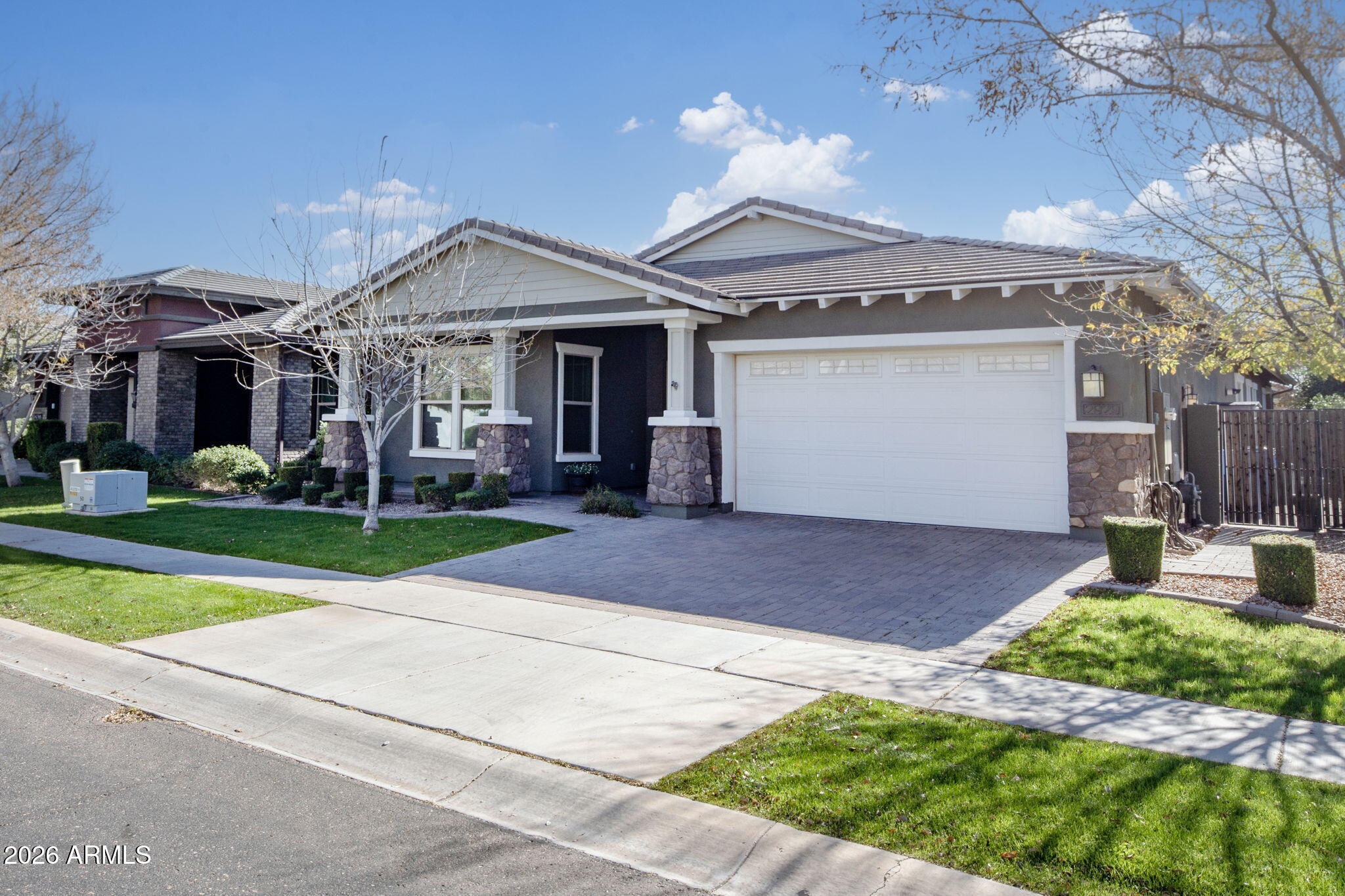 2929 East Appaloosa Road Gilbert, AZ 85296 - Photo 1 of 37 44-web-or-mls-_TMR0282