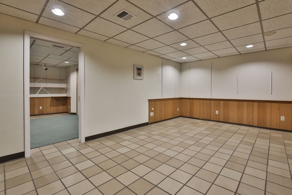 21 Westerly Street, Unit 3 Wellesley, MA 02482 - Photo 34 of 41