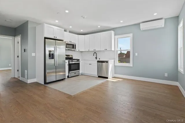 $2,500 | 76 Crotona Avenue, Unit 3, Harrison, NY 10528