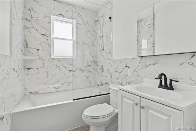 $2,500 | 76 Crotona Avenue, Unit 3, Harrison, NY 10528