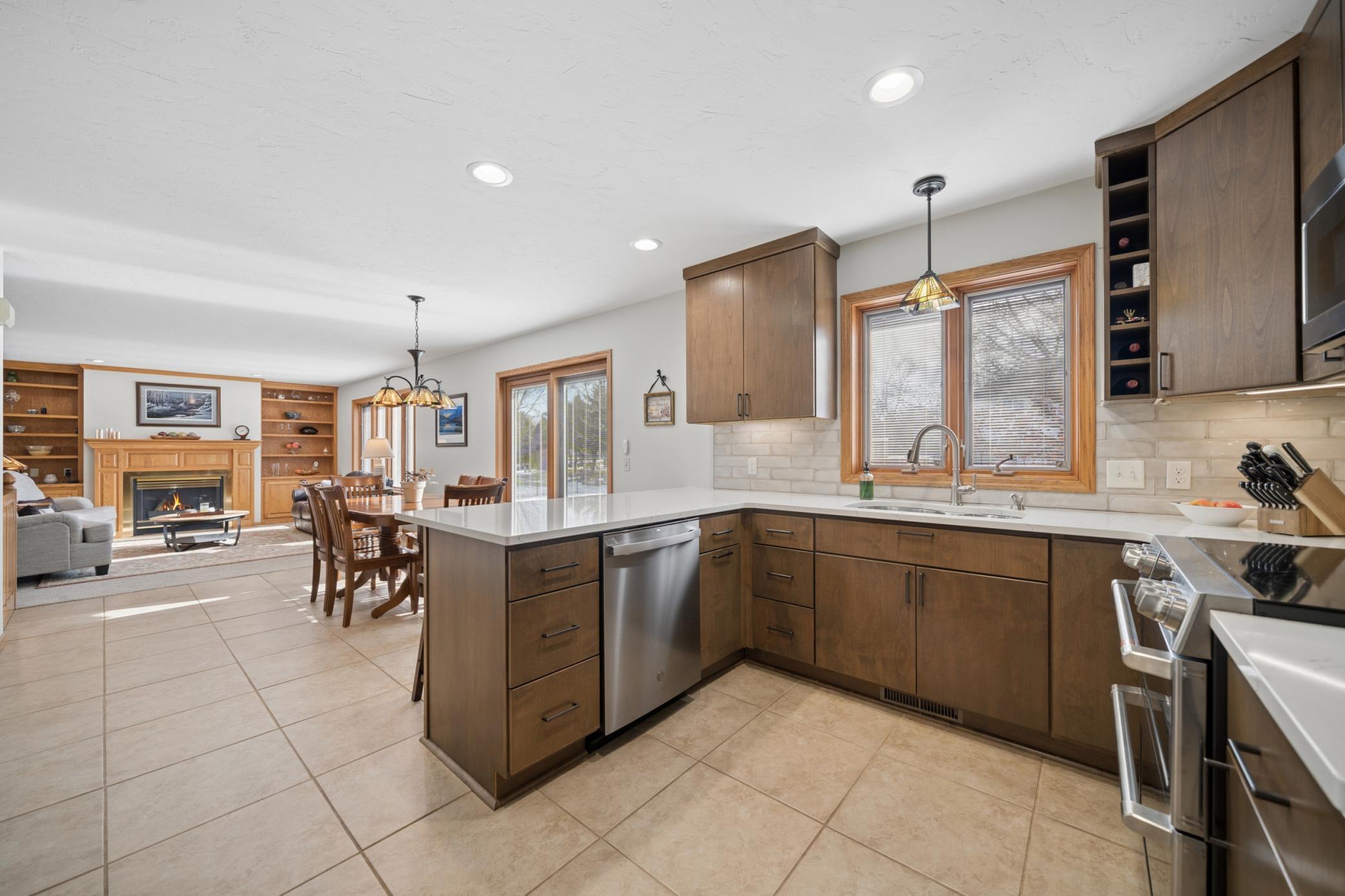 2803 6th Avenue Southwest Austin, MN 55912 - Photo 11 of 37