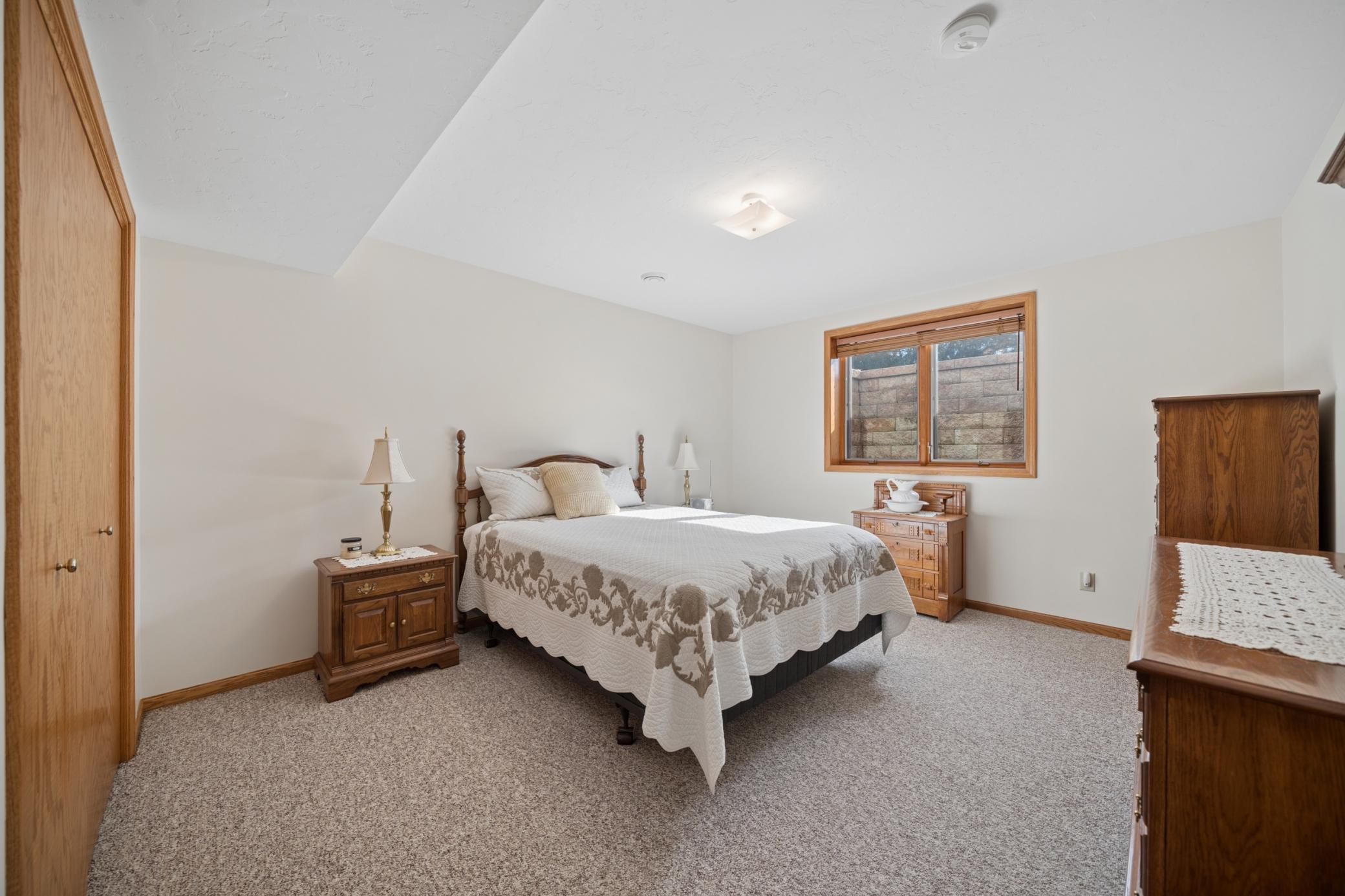 2803 6th Avenue Southwest Austin, MN 55912 - Photo 27 of 37