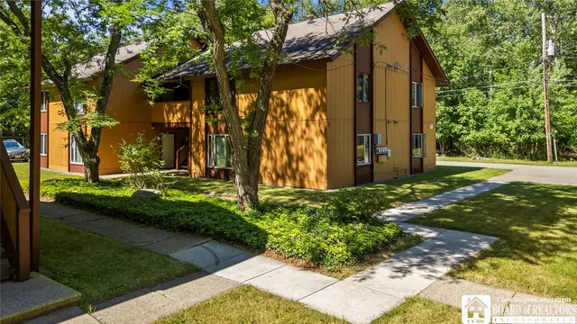 $850,000 | 346-350 Central Avenue, Pomfret, NY 14063