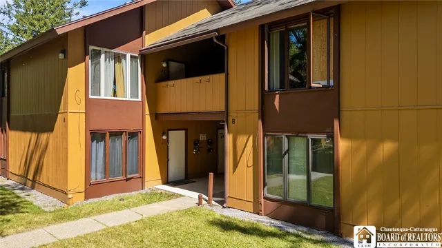 $850,000 | 346-350 Central Avenue, Pomfret, NY 14063