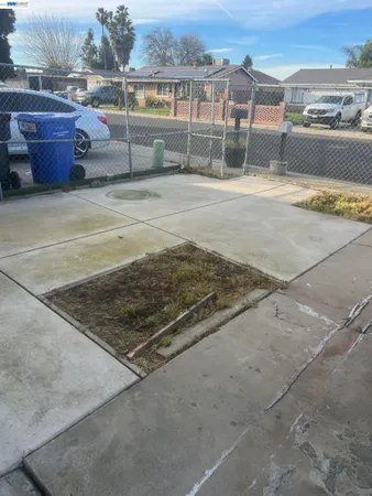 $405,000 | 4820 McNary Court, Modesto, CA 95357