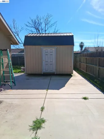$405,000 | 4820 McNary Court, Modesto, CA 95357