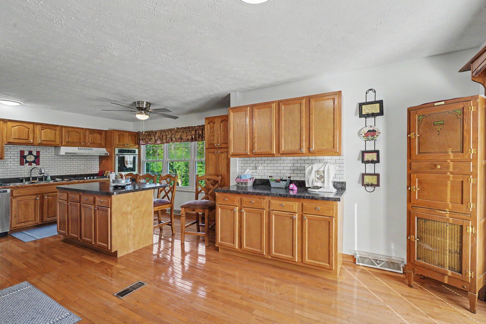 1186 Siry Road California, KY 41007 - Photo 14 of 43 014_file_6556