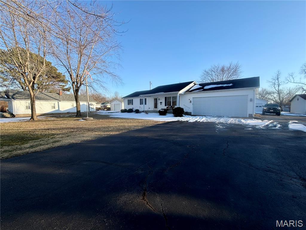 701 East Dent Street Salem, MO 65560 - Photo 24 of 36