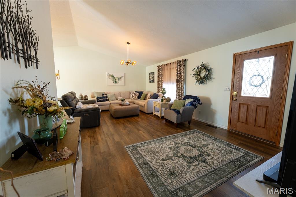 701 East Dent Street Salem, MO 65560 - Photo 3 of 36