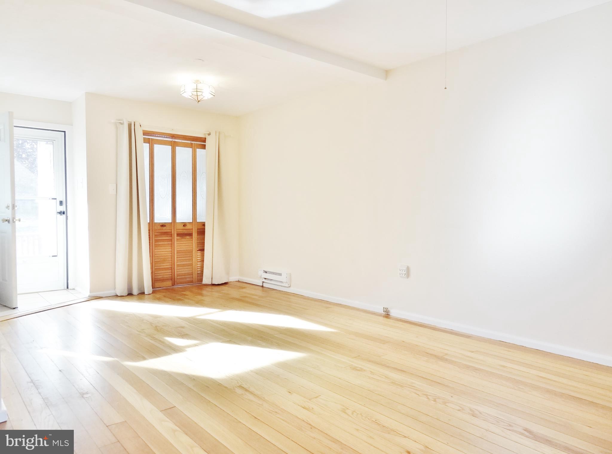 58 Ridge Road, Unit B Greenbelt, MD 20770 - Photo 6 of 15 Living Room