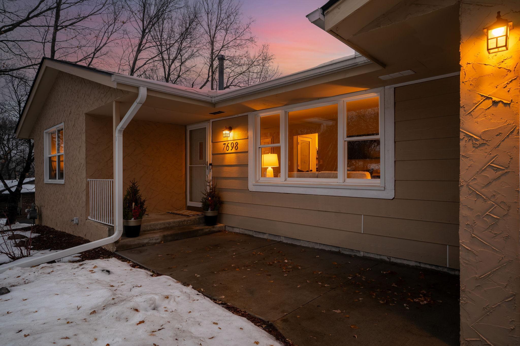 7698 Orchid Lane North Maple Grove, MN 55311 - Photo 2 of 24