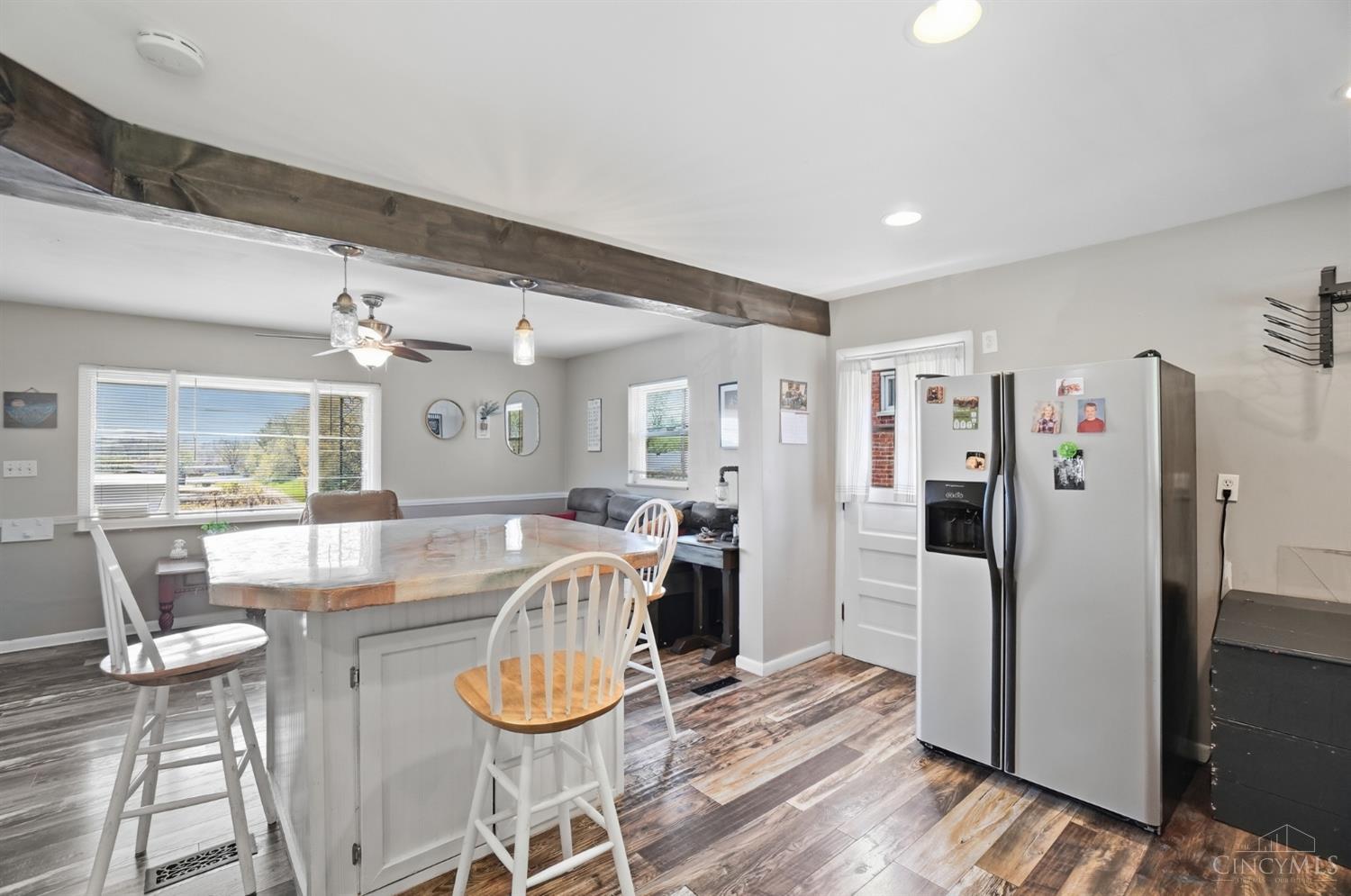 5450 Lawrence Road Cincinnati, OH 45248 - Photo 17 of 51