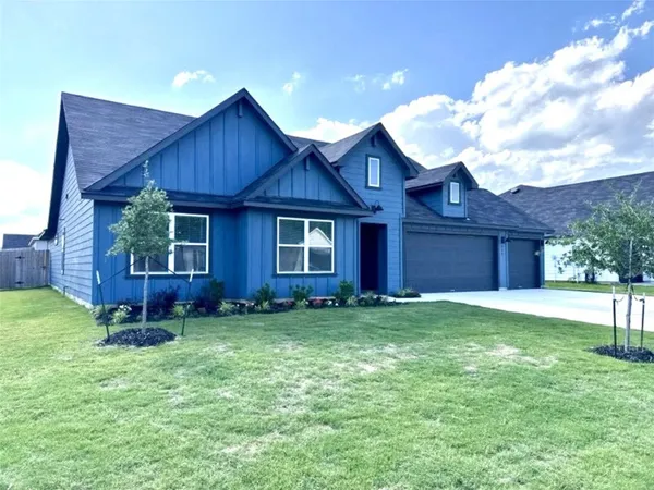 $3,195 | 646 Grace Lane, Fredericksburg, TX 78624