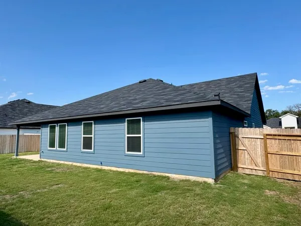 $3,195 | 646 Grace Lane, Fredericksburg, TX 78624