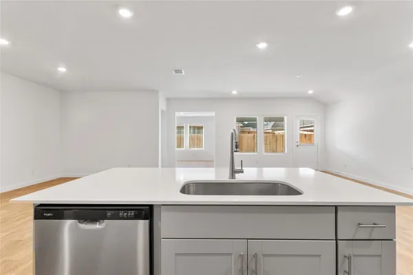 $3,195 | 646 Grace Lane, Fredericksburg, TX 78624